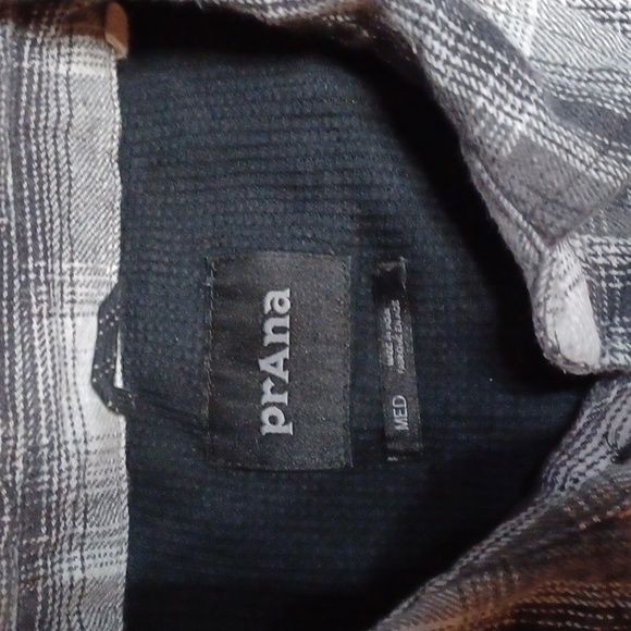 Prana Men's M Gray/Black/White Plaid Thermal Lined Button Shirt Jacket - Picture 2 of 8